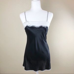 Victoria’s Secret Black & White Nightgown Small